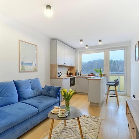 Apartament 4 Pory Roku Przy Plazy Z Widokiem Na Morze غدينيا المظهر الخارجي الصورة